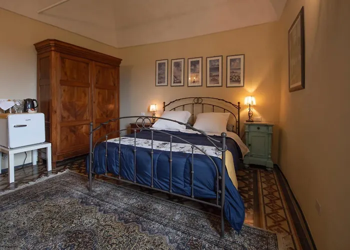 فندق مبيت وإفطار Di D'azzurro 4*